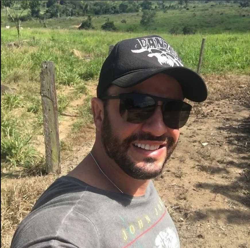 <em>José Antonio G.</em>